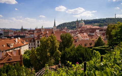 Waldsteingarten Prag: Tropfsteinwand & Barock